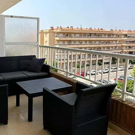 Acogedor , * Blanes